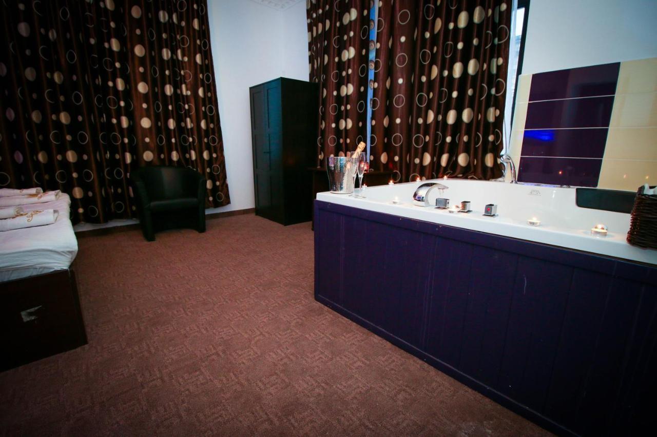 Karma Luxury Room Bukarest Exterior foto