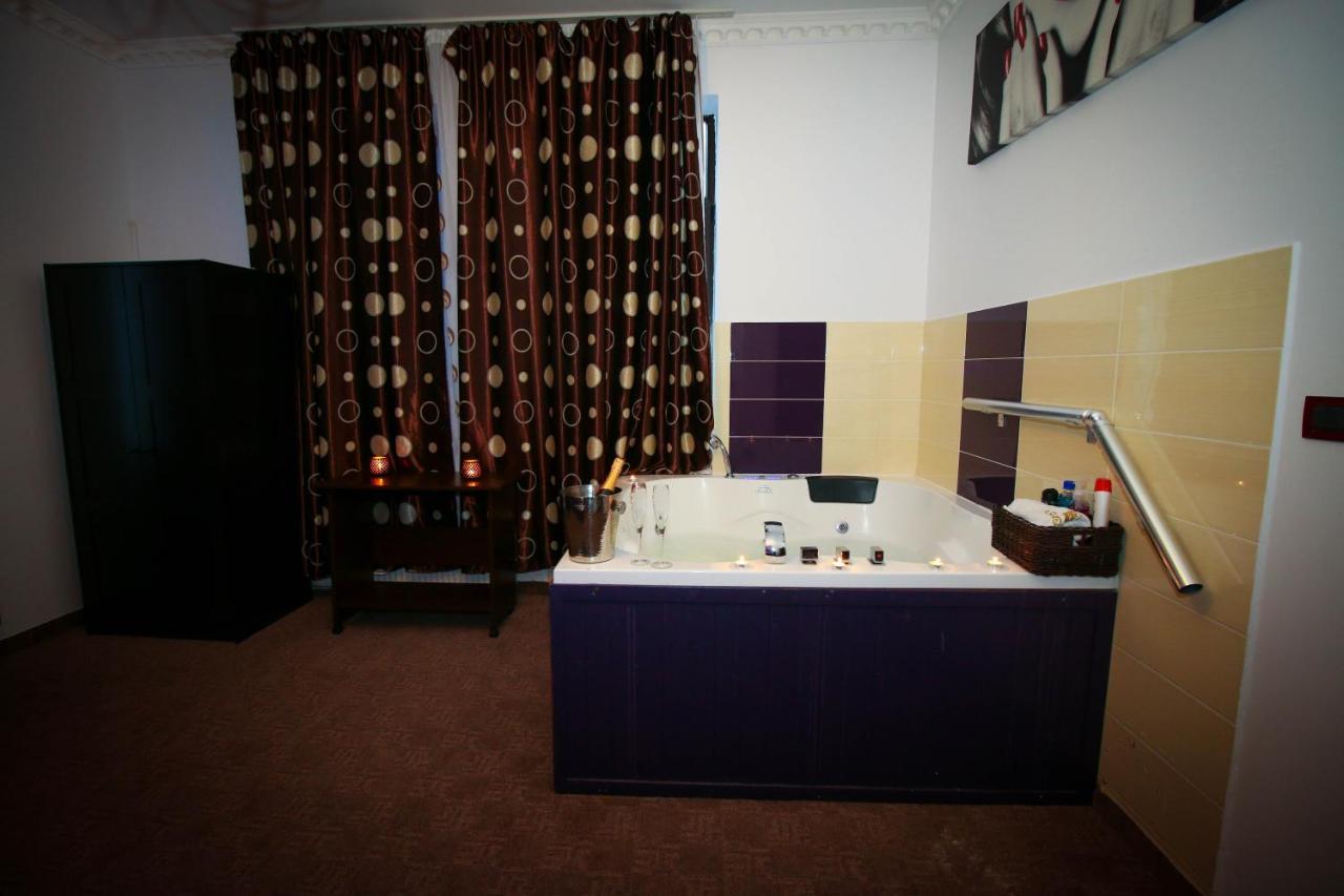 Karma Luxury Room Bukarest Exterior foto